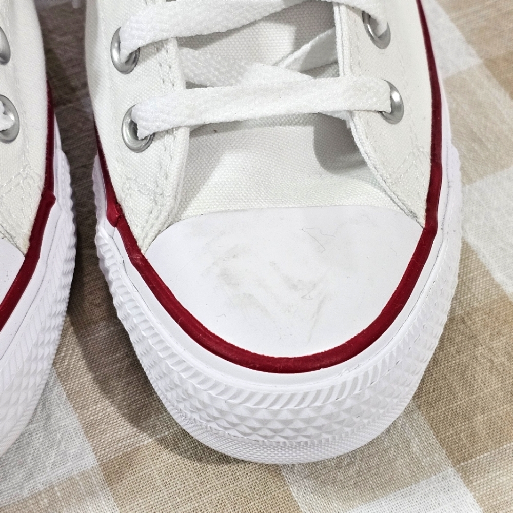 Converse Chuck Taylor All Star Canvas Sneakers, White, Mens 7, Wmns 9 - Picture 13 of 13
